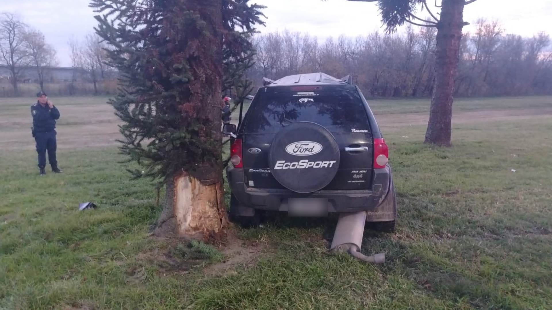 Así quedó la Ford EcoSport de la víctima fatal.