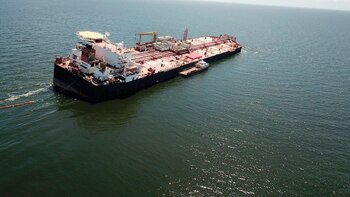 Un buque venezolano se hunde