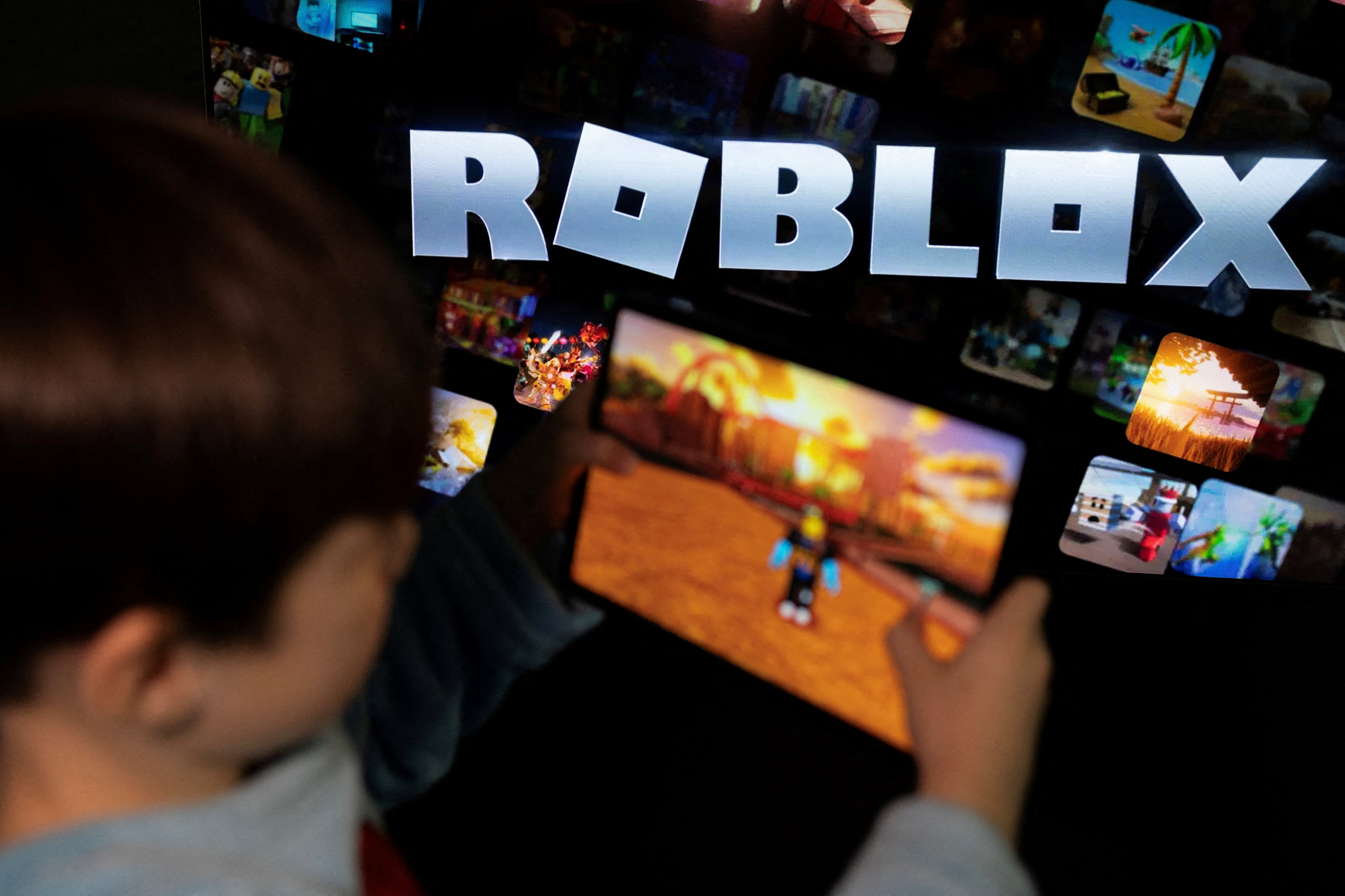 Roblox, además de ChatGPT, también será vigilado por la UE. REUTERS/Ramil Sitdikov/Illustration/File Photo