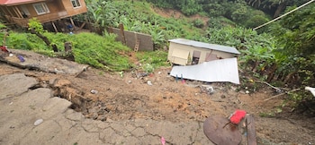 En José Santos Guardiola, Islas