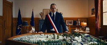 Alexis Manenti da vida a