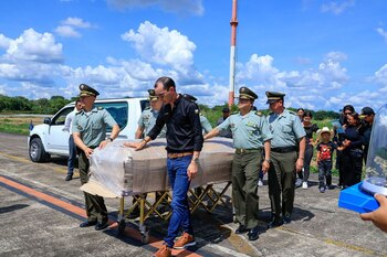 El alcalde de Arauca despidió