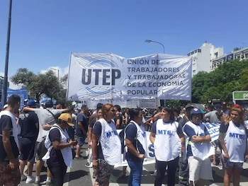 Los movimientos sociales debilitados en