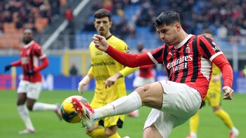 Álvaro Morata negocia con el