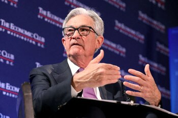 Jerome Powell, presidente de la FED, aún ve lejos que la tasa de interés de la entidad empiece a tener recortes significativos - crédito Amanda Andrade-Rhoades