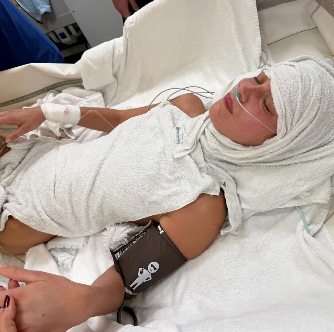 Bella Hadid compartió en el pasado cvómo enfrentaba su enfermedad. (Instagram: @yolanda.hadid)