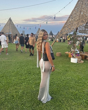 La joven contó su drama