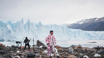 Duki brindó un show desde