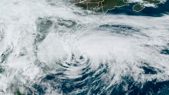 Se forma la Tormenta Tropical Arthur, primera de 2026 en el Atlántico: ¿afectará a México?