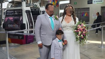 La pareja se casó en