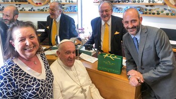 “El óptico del Papa”: la