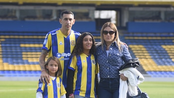 El mensaje de Jorgelina Cardoso tras los silbidos del público de River Plate contra Ángel Di María: “Manada de almas pobres”