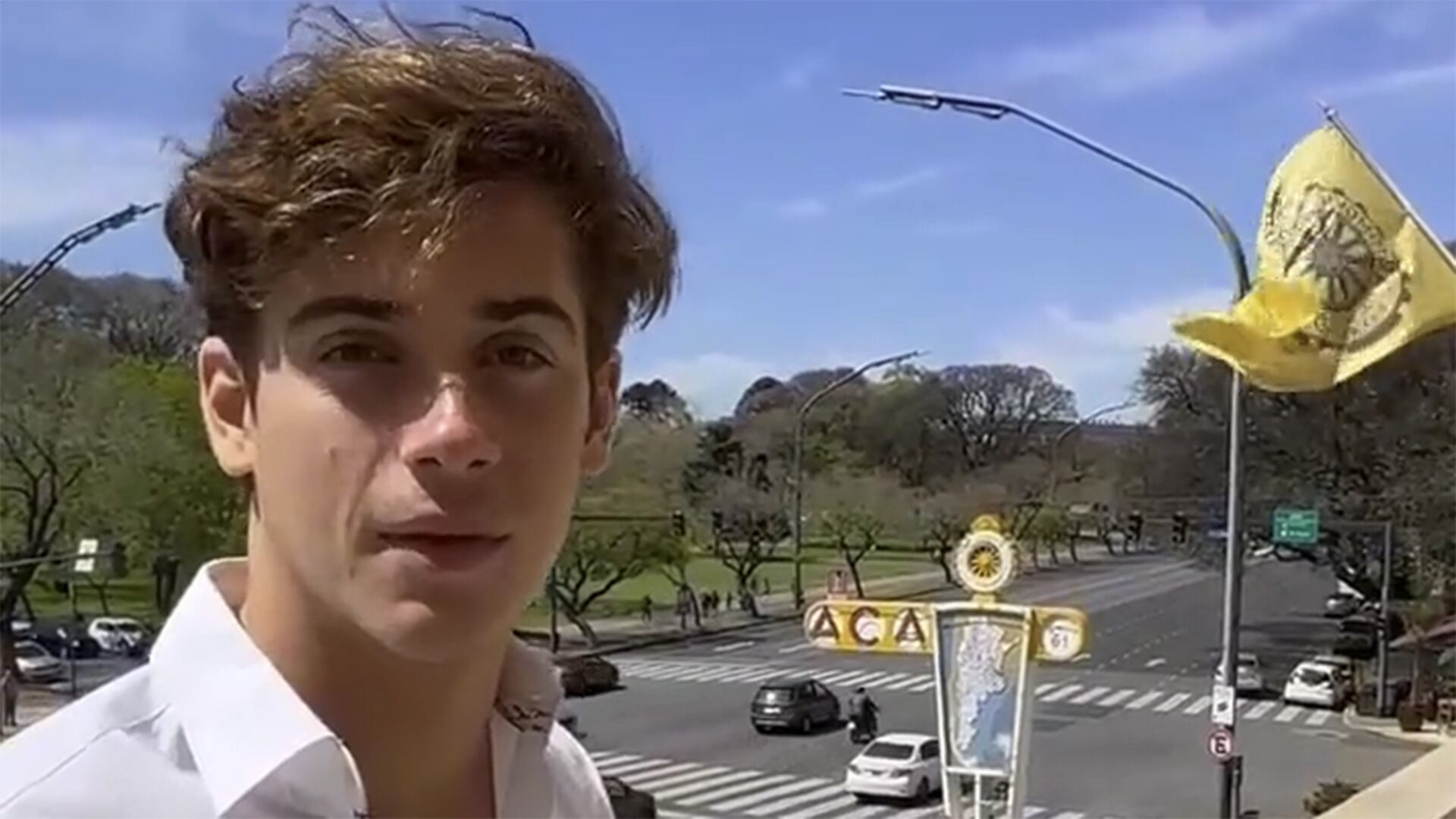 Franco Colapinto en el balcón del ACA