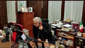 El polémico escritorio de AMLO