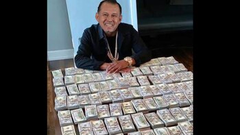 Memes de Juan Reynoso tras