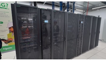 En la planta fábrica de Scheneider en Funza (Colombia) se encuentra un centro de datos. (Infobae)