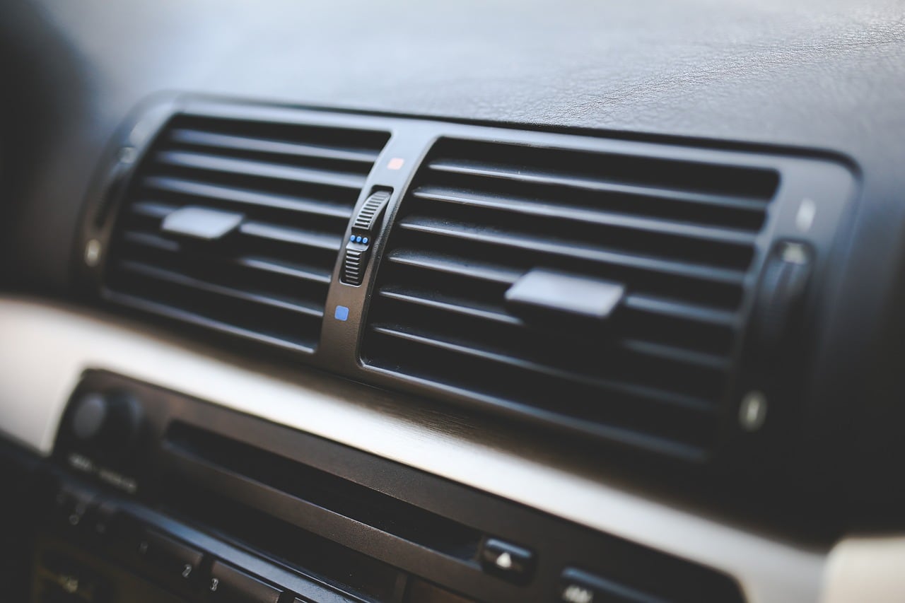 Aire acondicionado coche (Pixabay)