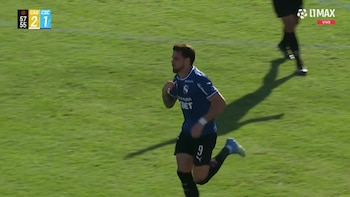 Gol de Felipe Vizeu tras efectivo cabezazo en Sporting Cristal vs Atlético Grau por Liga 1 2026