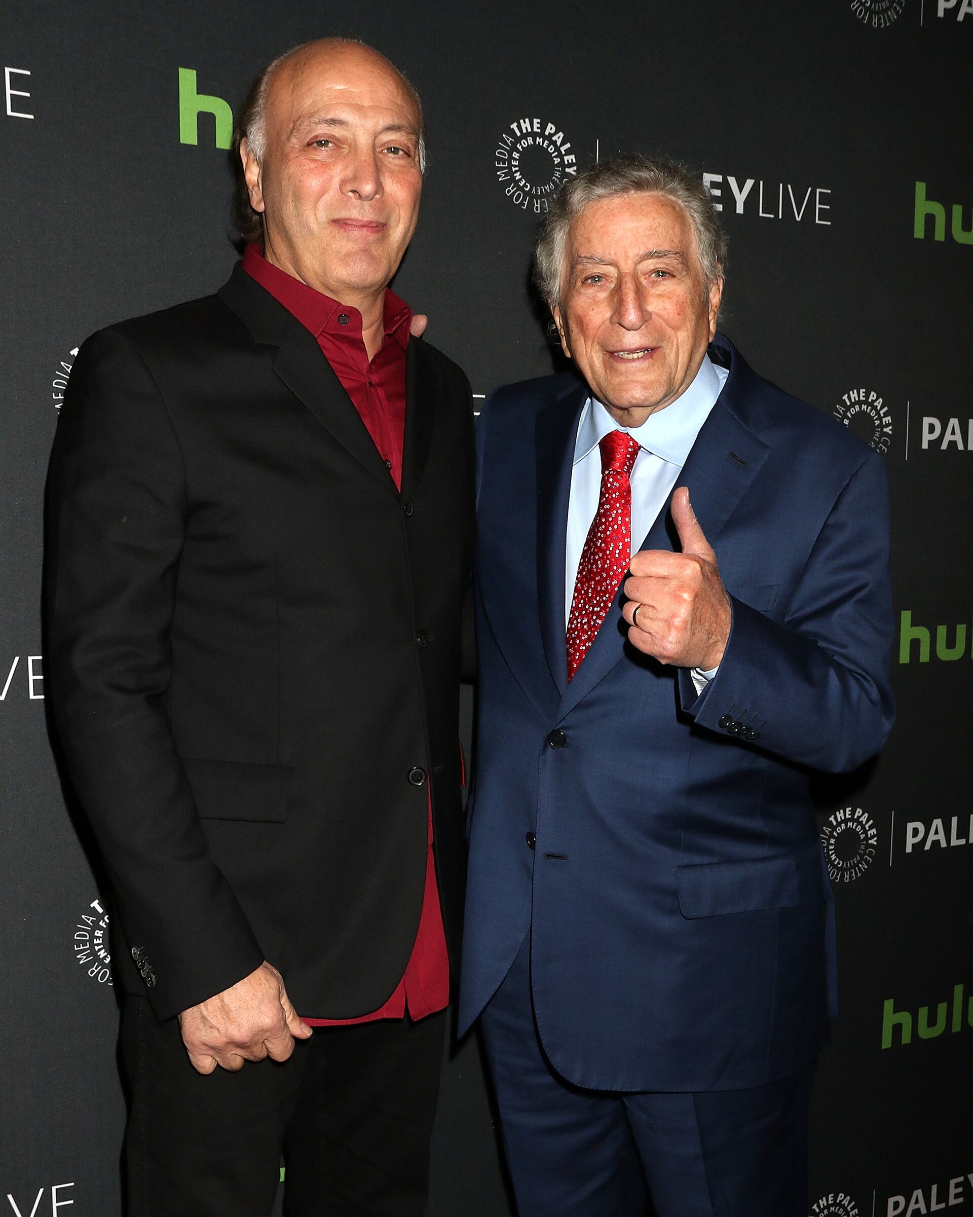 Tony Bennett con su hijo Danny