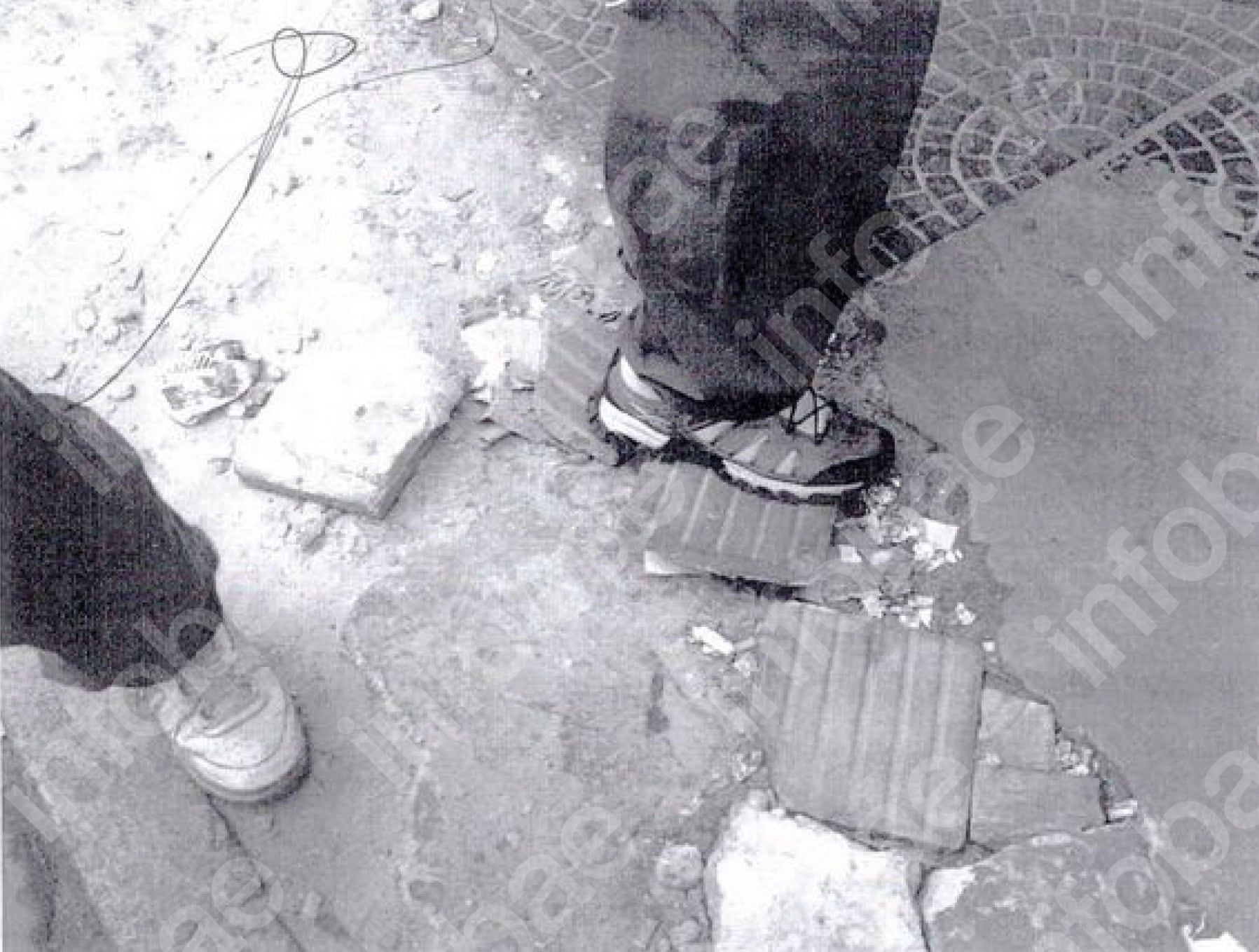 CLa historia clínica y la pericia psicológica incorporaron versiones que mencionaron una caída al bajar de un colectivo, en contradicción con la demanda. (Poder Judicial)