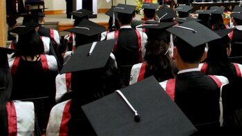 Por tesis de maestría cobran