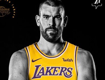 25/11/2020 Marc Gasol llega a