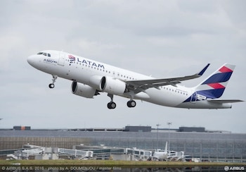 22-09-2021 A320 de Latam Airlines.
ECONOMIA
AIRBUS