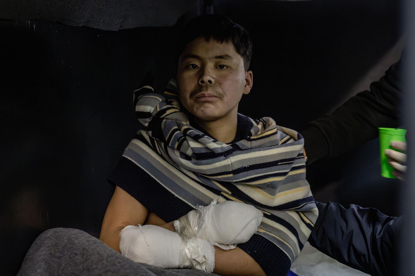 Un soldado norcoreano herido y capturado por Ucrania durante los combates en Kursk (Reuters)