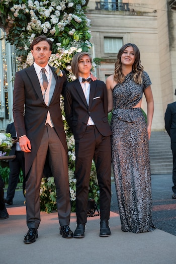 Roberto García Moritán y sus hijos, Santino y Delfina