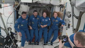 Cuatro astronautas llegaron a la