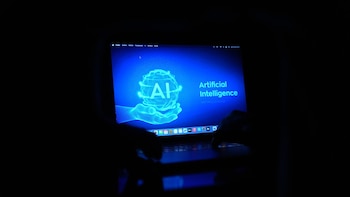 Expertos ante una posible pérdida de control de la IA: "No debemos caer ni en el alarmismo ni en la indiferencia"