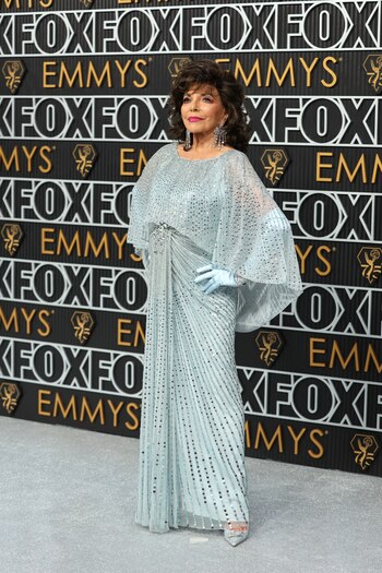 Dame Joan Collins y un