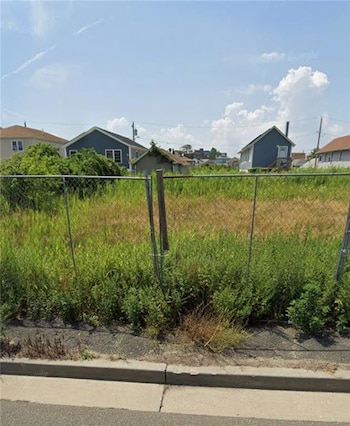 Vista de un terreno vacante