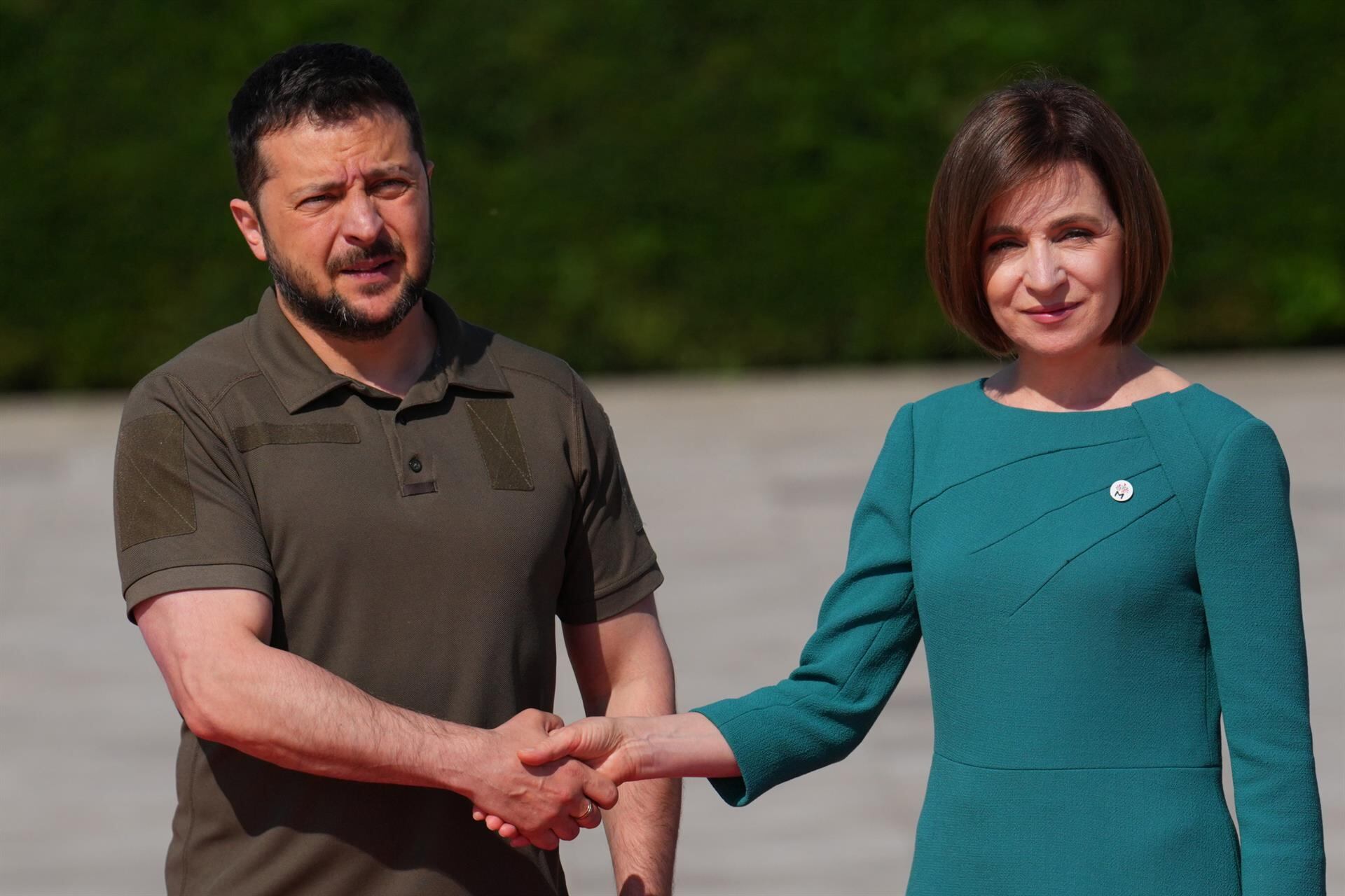 Volodimir Zelensky junto a Maia Sandu, el 29 de septiembre pasado (Europa Press)