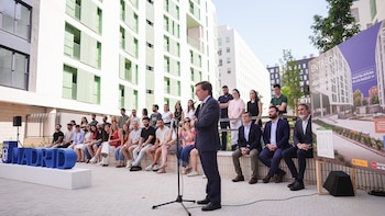 La constructora que debe cuatro