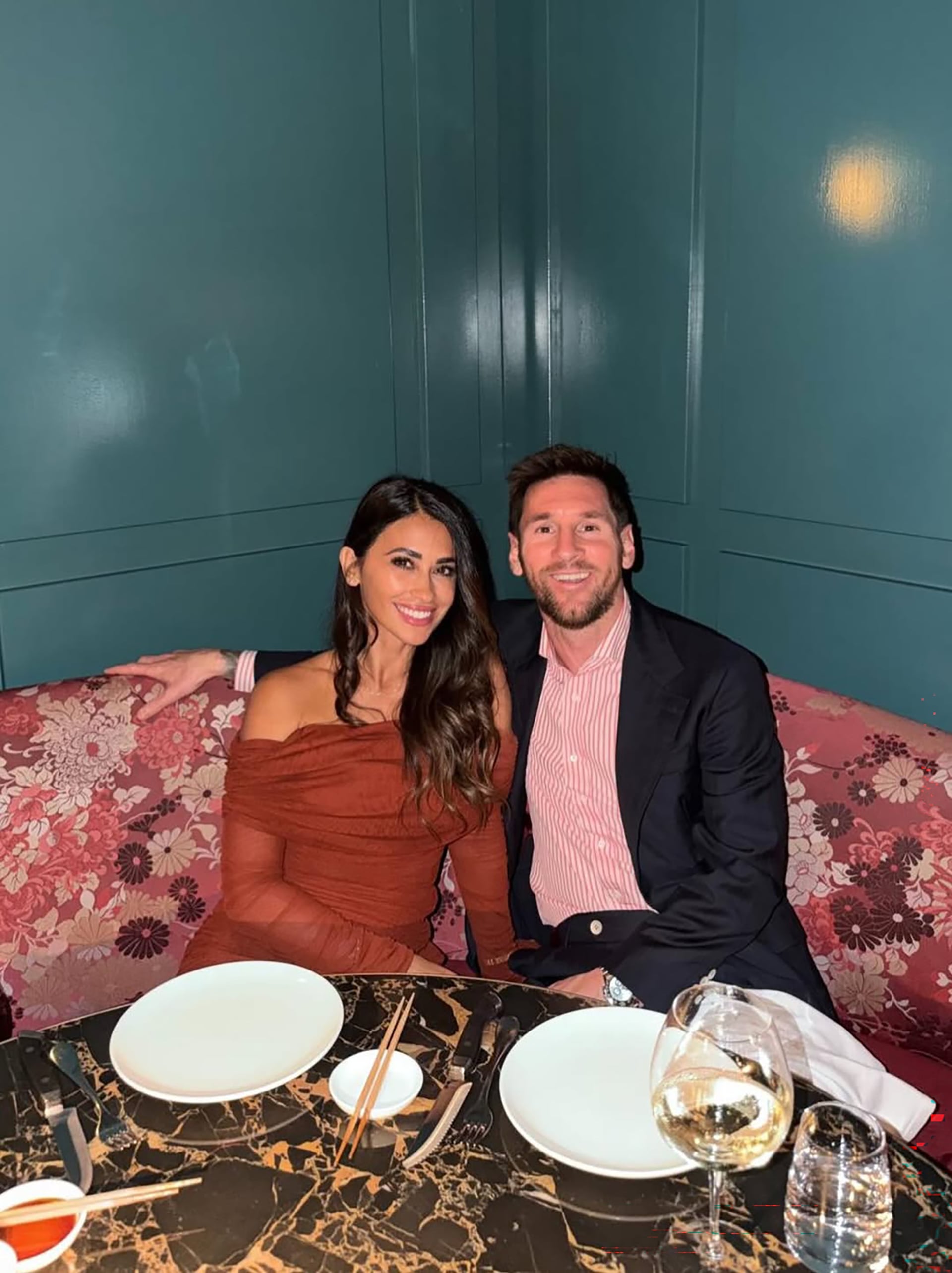 Lionel Messi y su esposa Antonela Roccuzzo disfrutaron de una cena juntos