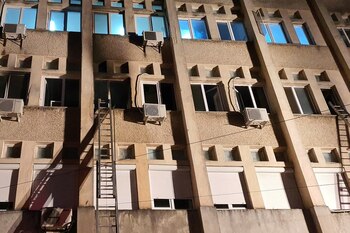 Los bomberos lograron apagar las