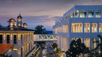 El Salvador: Nuevo Hospital Rosales contará con 3,200 trabajadores, incluyendo personal extranjero