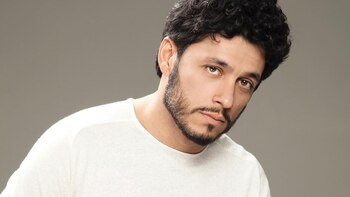 Santiago Alarcón responde de manera