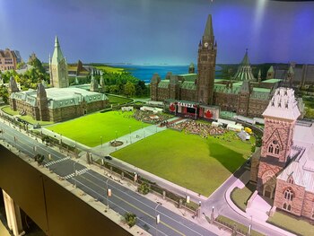 HANDOUT - El edificio del