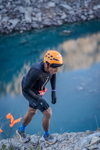 José Manuel Quispe logra el tetracampeonato en la Ultra Trail Cordillera Blanca y la prueba bate récord de corredores