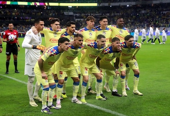 Soccer Football - Liga MX - Final - Second Leg - America v Cruz Azul - Estadio Azteca, Mexico City, Mexico - May 26, 2024 America players pose for a team group photo before the match REUTERS/Henry Romero