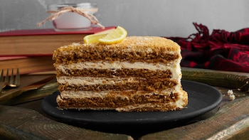 Tarta de limón y galletas sin horno: un postre refrescante, rápido y muy fácil de hacer