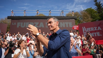 Pedro Sánchez vuelve a ser recibido con insultos a su llegada al desfile militar del Día de la Hispanidad