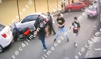Los hechos ocurrieron en la colonia Morelos, alcaldía Venustiano Carranza. (Captura de video)