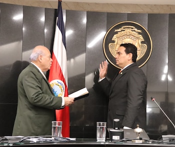 Zúñiga tomó el puesto como