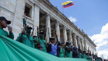 Mientras que en el Congreso