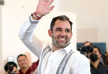 Alejandro Moreno mencionó en redes sociales a Américo Villarreal Santiago dentro de sus señalamientos políticos.
