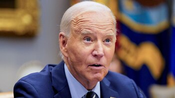 Biden pospone viaje al extranjero