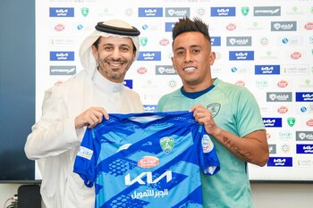 Christian Cueva continuará por un